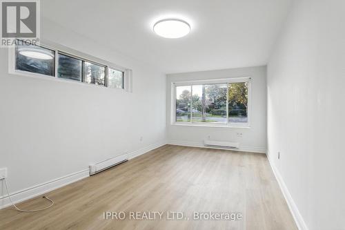 4209 Bloor Street W, Toronto, ON - Indoor Photo Showing Other Room