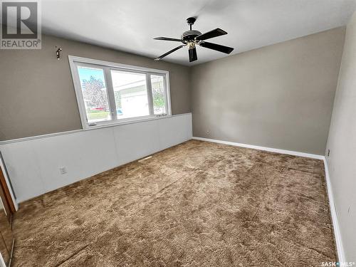 711 7Th Avenue Ne, Swift Current, SK - Indoor Photo Showing Other Room