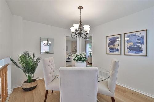 44 Killarney Court, Brampton, ON - Indoor Photo Showing Dining Room