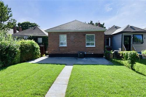 14 Graham Avenue S, Hamilton, ON 