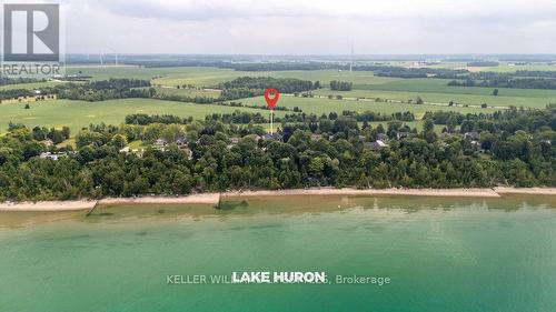 4657 Lakeside Street, Plympton-Wyoming (Plympton Wyoming), ON - Outdoor With Body Of Water With View