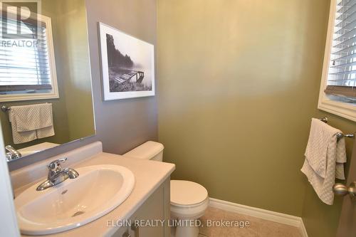 85 Westlake Drive, St. Thomas, ON - Indoor Photo Showing Bathroom