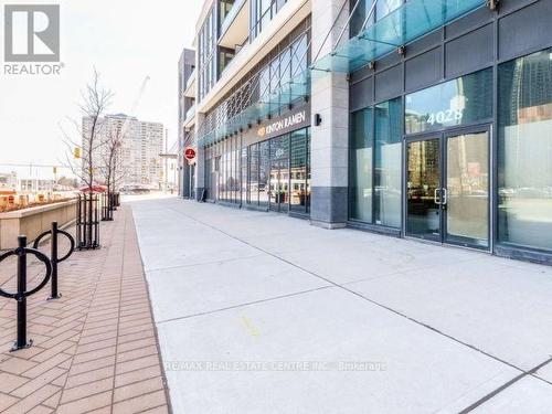 3202 - 4011 Brickstone Mews, Mississauga, ON - Outdoor