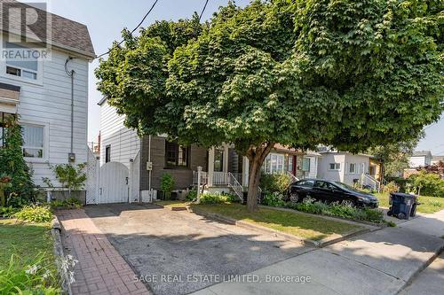 16 French Avenue, Toronto (Rockcliffe-Smythe), ON - Outdoor