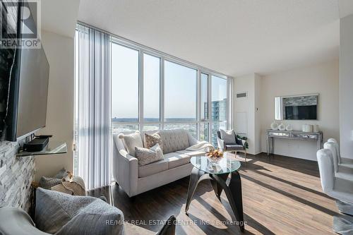 2206 - 339 Rathburn Road W, Mississauga (City Centre), ON - Indoor Photo Showing Living Room