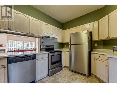 4740 20 Street Unit# 15, Vernon, BC - Indoor Photo Showing Kitchen