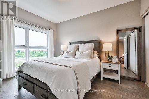 423 - 102 Grovewood Common, Oakville, ON - Indoor Photo Showing Bedroom