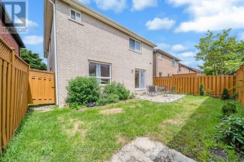 12 Hackmore Gate, Brampton (Fletcher'S Meadow), ON 