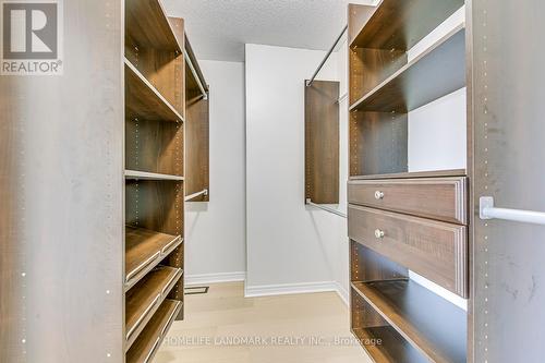 416 Spring Blossom Crescent, Oakville (Iroquois Ridge North), ON -  Photo Showing Other Room