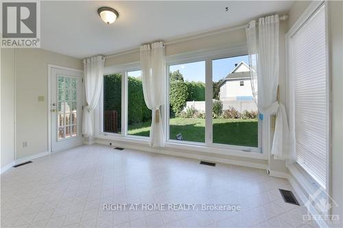 4 Balding Crescent, Ottawa, ON - Indoor Photo Showing Other Room