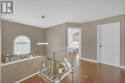 17 Michaela Crescent, Pelham, ON - Indoor Photo Showing Other Room