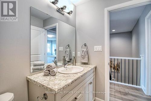 104 Arrowhead Lane, Chatham-Kent (Chatham), ON - Indoor Photo Showing Bathroom