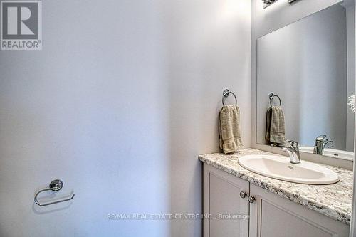 104 Arrowhead Lane, Chatham-Kent (Chatham), ON - Indoor Photo Showing Bathroom