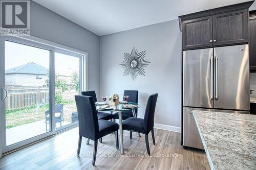 104 Arrowhead Lane, Chatham-Kent (Chatham), ON - Indoor Photo Showing Dining Room