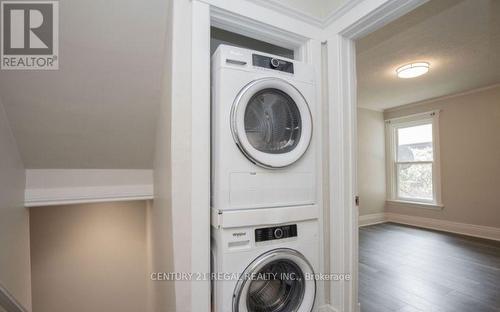 112 Maplewood Avenue, Hamilton (Blakeley), ON - Indoor Photo Showing Laundry Room