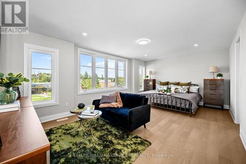 114 Colver Street W, West Lincoln, ON - Indoor Photo Showing Bedroom