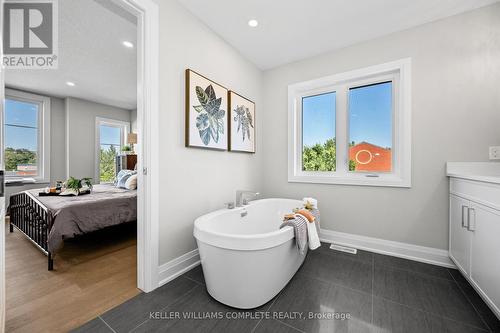 114 Colver Street W, West Lincoln, ON - Indoor Photo Showing Bathroom