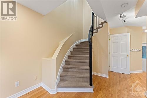 2210 Saturn Crescent, Ottawa, ON - Indoor Photo Showing Other Room