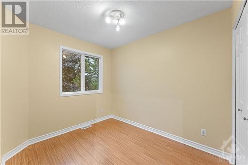 2210 Saturn Crescent, Ottawa, ON - Indoor Photo Showing Other Room