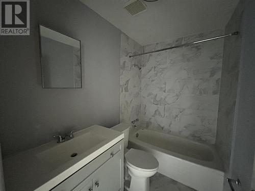 1674 Wellington St E, Sault Ste. Marie, ON - Indoor Photo Showing Bathroom