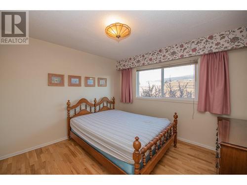 3975 Todd Road, Kelowna, BC - Indoor Photo Showing Bedroom