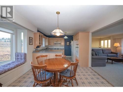 3975 Todd Road, Kelowna, BC - Indoor Photo Showing Dining Room