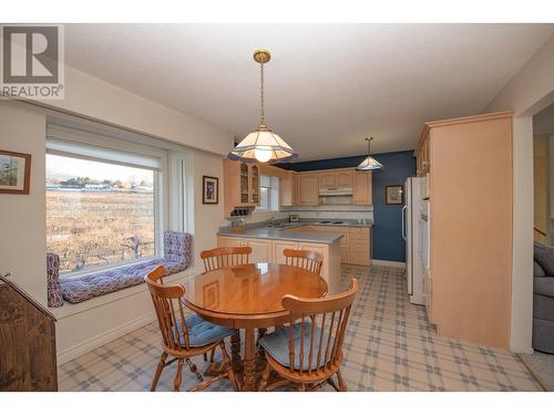 3975 Todd Road, Kelowna, BC - Indoor Photo Showing Dining Room