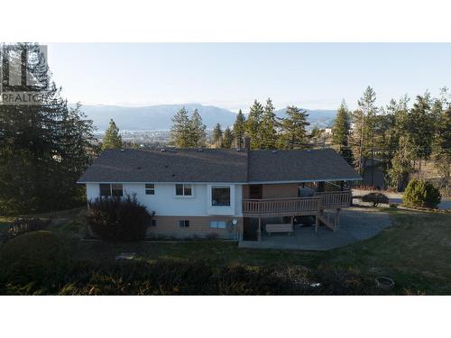 3975 Todd Road, Kelowna, BC - Outdoor