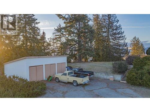 3975 Todd Road, Kelowna, BC - Outdoor