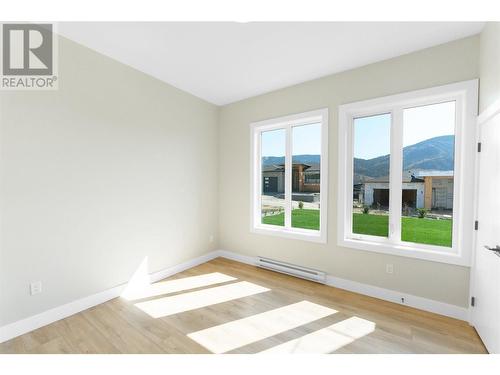 883 Loseth Drive, Kelowna, BC - Indoor Photo Showing Other Room