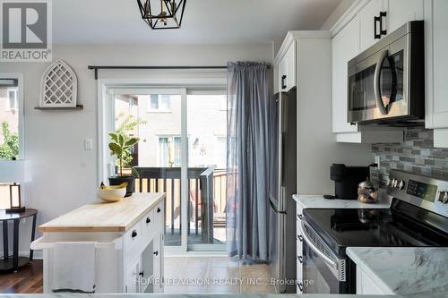 1865 Liatris Drive, Pickering, ON - Indoor Photo Showing Kitchen