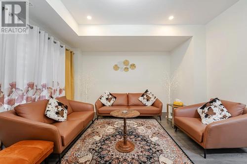 129 - 2551 Earleville Path, Oshawa, ON - Indoor Photo Showing Living Room