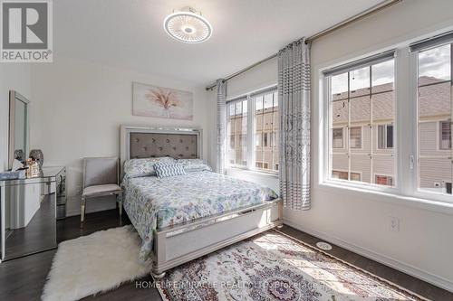 129 - 2551 Earleville Path, Oshawa, ON - Indoor Photo Showing Bedroom