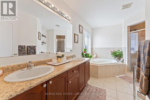 21 Ponymeadow Way, Brampton (Credit Valley), ON - Indoor Photo Showing Bathroom