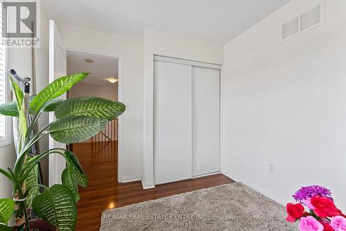 21 Ponymeadow Way, Brampton (Credit Valley), ON - Indoor Photo Showing Other Room