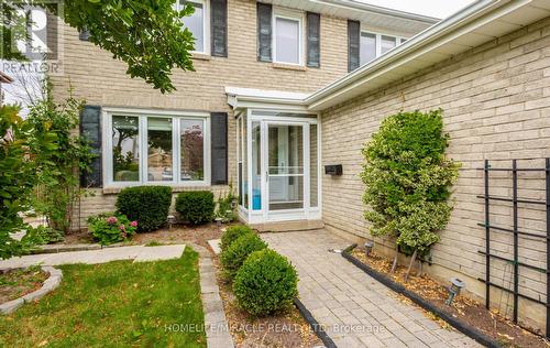 82 Northampton Street, Brampton (Westgate), ON - Outdoor