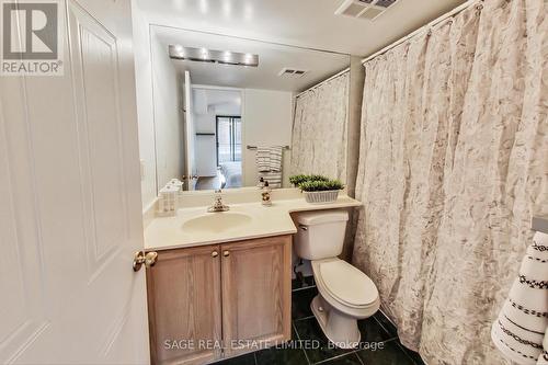 1005 - 750 Bay Street, Toronto (Bay Street Corridor), ON - Indoor Photo Showing Bathroom