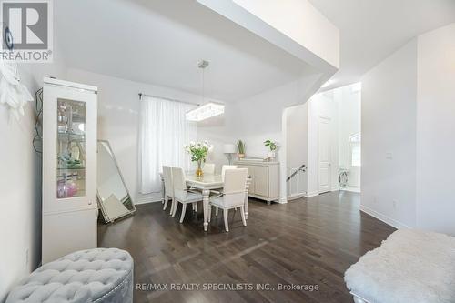 31 Tay Boulevard, Bradford West Gwillimbury (Bradford), ON - Indoor Photo Showing Dining Room