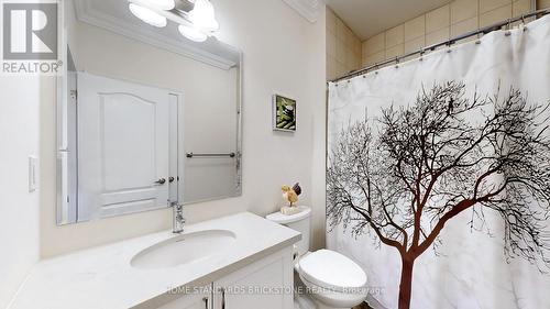 107 Connell Drive, Georgina (Keswick North), ON - Indoor Photo Showing Bathroom