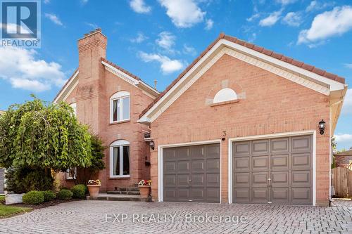 3 Hoodview Court, Markham (Buttonville), ON 