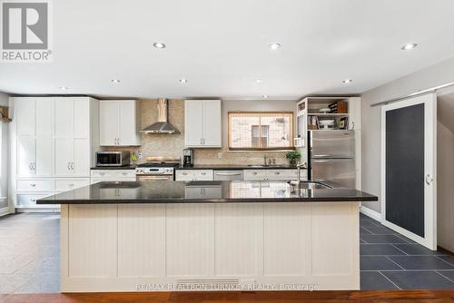 14 Emily Carr Street, Markham (Unionville), ON - Indoor Photo Showing Kitchen