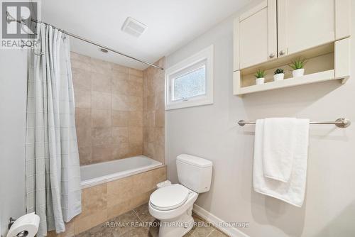 14 Emily Carr Street, Markham, ON - Indoor Photo Showing Bathroom