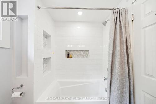 14 Emily Carr Street, Markham, ON - Indoor Photo Showing Bathroom