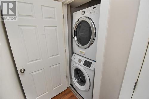 339 Bessie Street, Sudbury, ON - Indoor Photo Showing Laundry Room