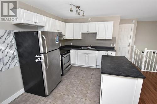 339 Bessie Street, Sudbury, ON - Indoor Photo Showing Kitchen With Double Sink