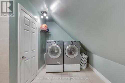 263 King Street, Southwest Middlesex (Glencoe), ON - Indoor Photo Showing Laundry Room