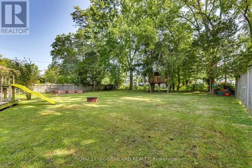 263 King Street, Southwest Middlesex (Glencoe), ON - Outdoor With Backyard