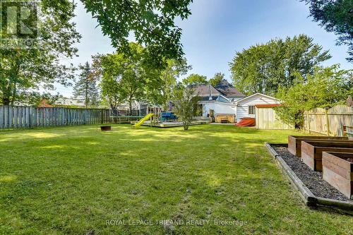 263 King Street, Southwest Middlesex (Glencoe), ON - Outdoor With Backyard