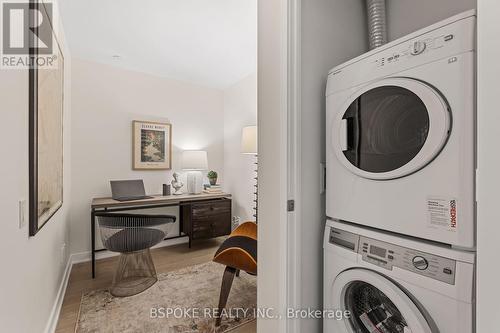 2912 - 185 Roehampton Avenue, Toronto (Mount Pleasant West), ON - Indoor Photo Showing Laundry Room