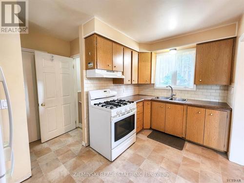 347 Nosov Drive, Iroquois Falls, ON - Indoor Photo Showing Kitchen With Double Sink